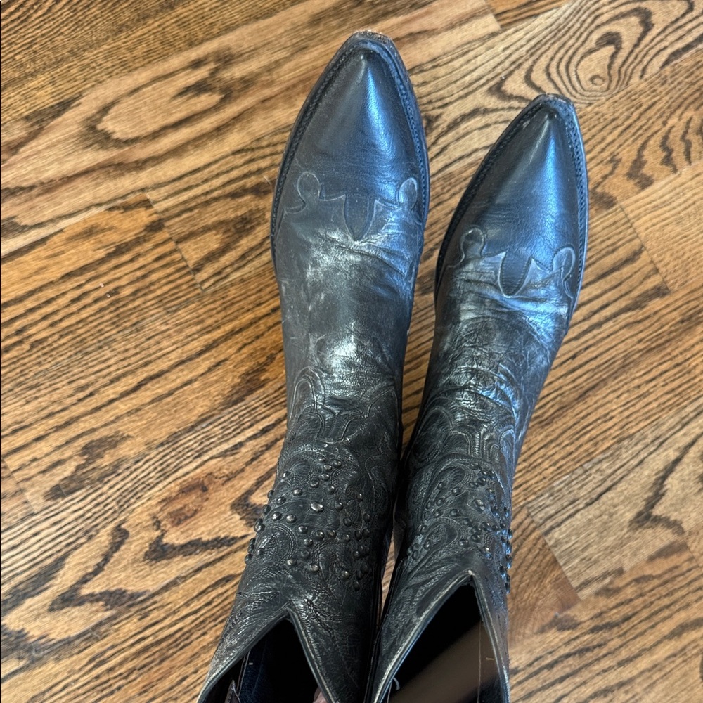 Lucchese Diva Agata Limited Edition, Rare black studded/metallic boots size 8B - Picture 12 of 12